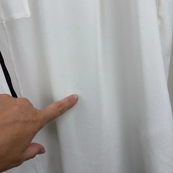 GIVENCHY white silk logo scarf collared sleeveless blouse fr 42 /USA 10 - Picture 7 of 16